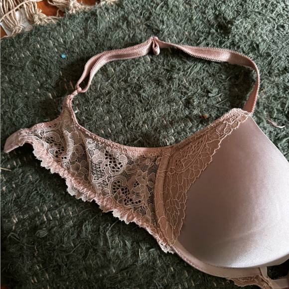 Excellent condition. No flaws - Picture 2 of 3